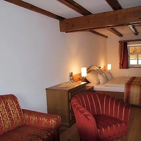斯图伯塞姆苑酒店 4* Stubersheim